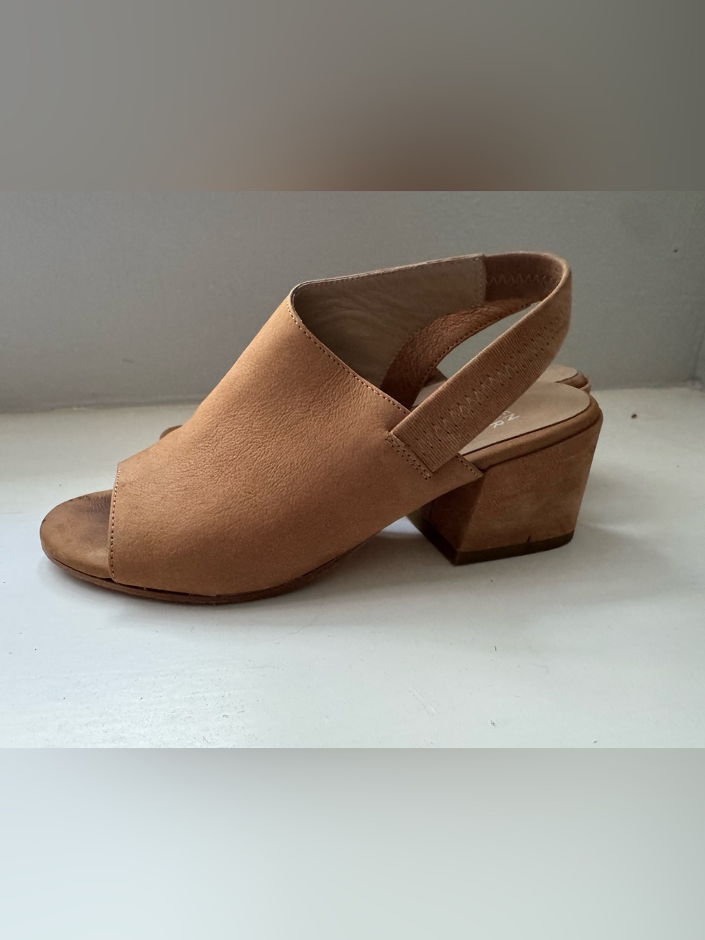 Eileen Fisher Tan Open-Toe Slingback leather Block Heel Mules size 5